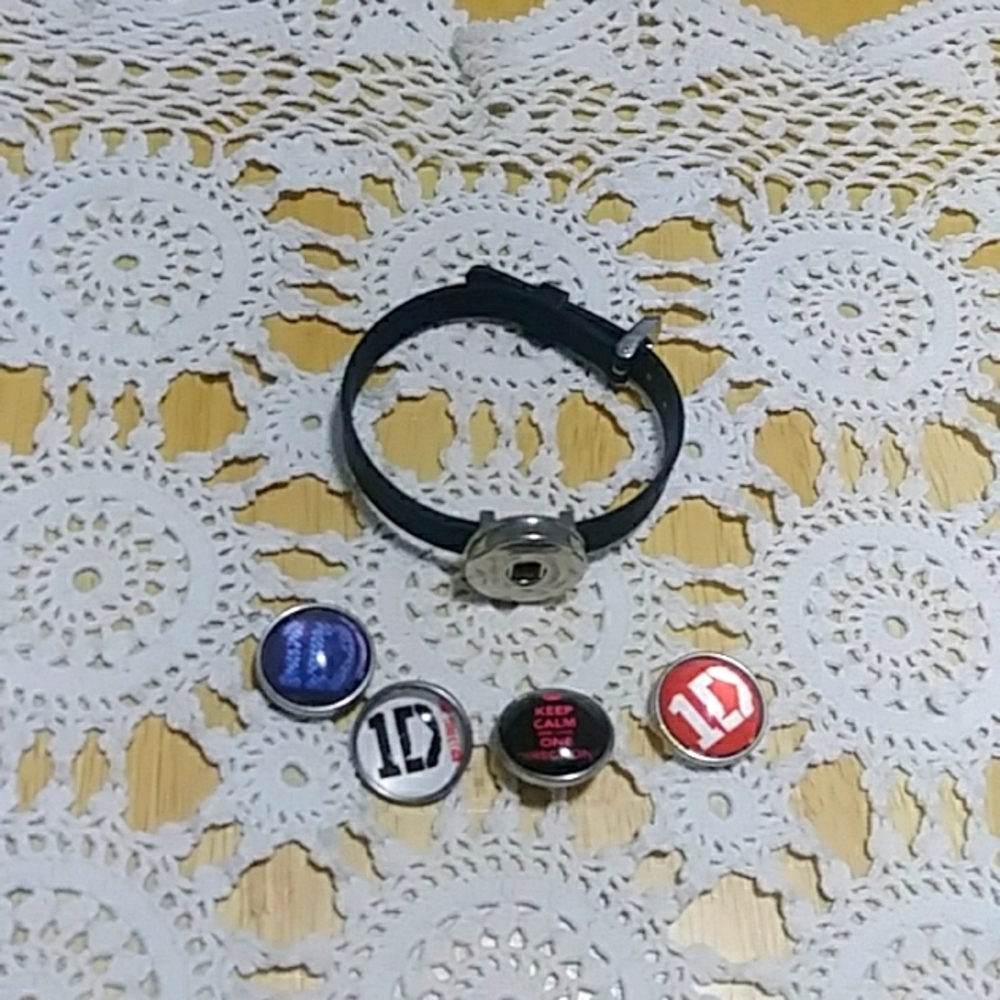 K-Pop Snap Buttons 1D with snap bracelet